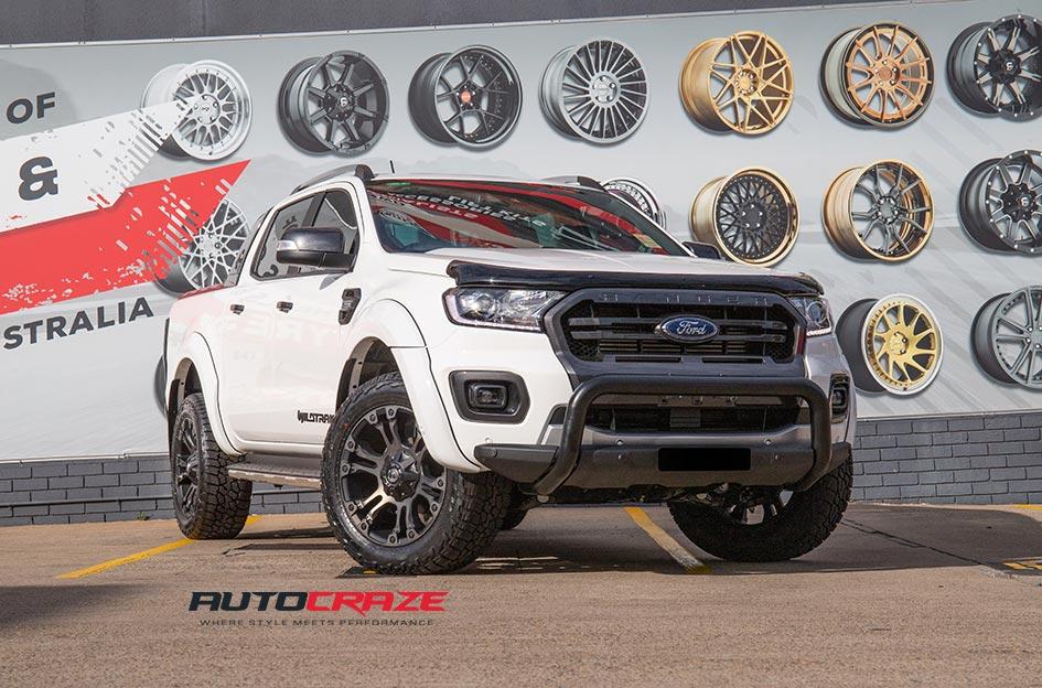 FORD-RANGER-VAPOR-BLACK-MACHINED-WITH-DARK-TINT